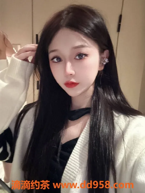 惠州楼凤-惠城区小心心，160cm 46kg嫩妹服务