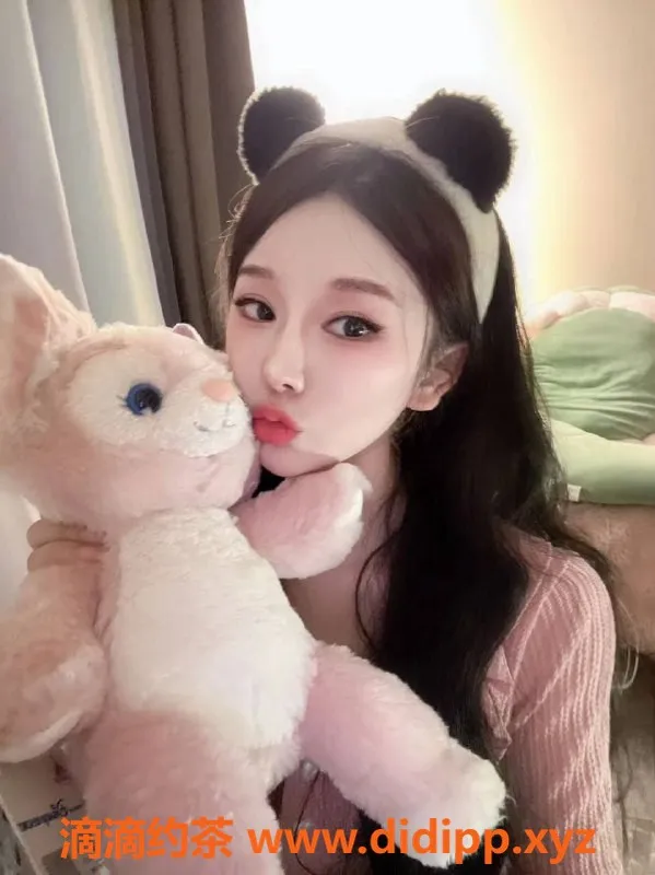 惠州楼凤-惠城区小心心，160cm 46kg嫩妹服务