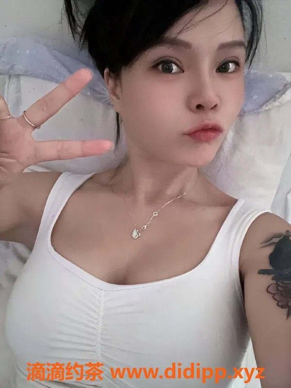 中山楼凤-古镇厌厌，36D美胸，服务优质，500起