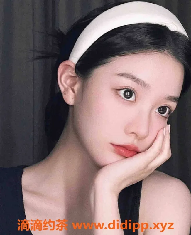 常州上门服务-重庆173cm女神山茶花，88斤热情服务