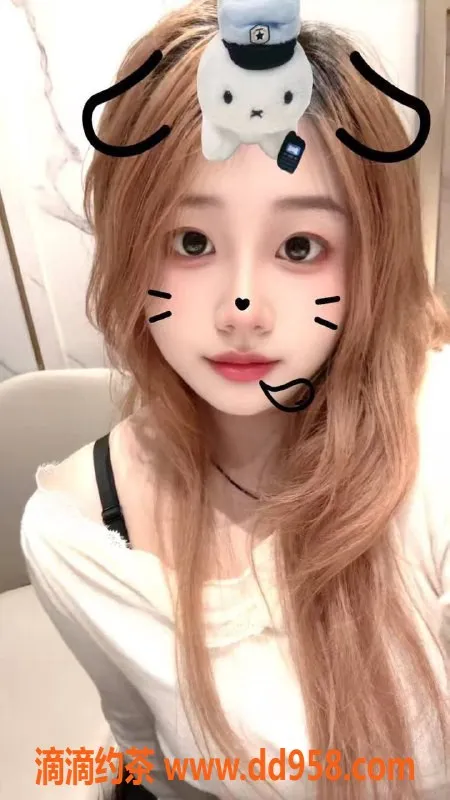 常州楼凤-常州佳儿21岁，身高168，服务周到无套路