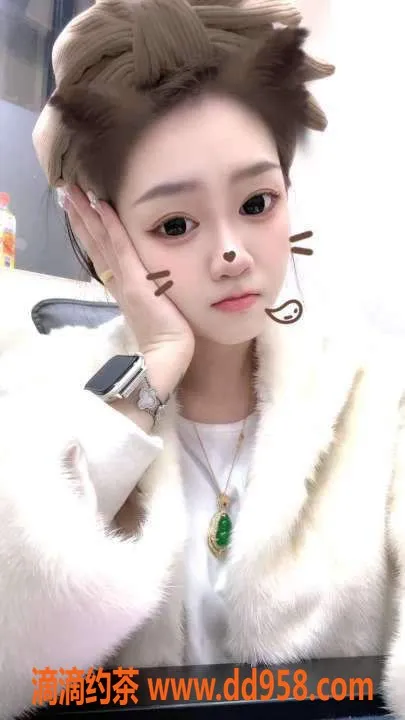 无锡楼凤-无锡小雪，嫩妹163cm，42kg，D罩杯