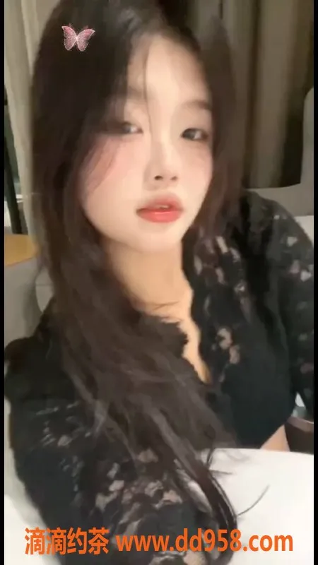 常州楼凤-常州糖糖 19岁165cm C罩杯 600P畅享服务