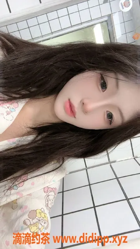 常州楼凤资源信息,常州菲儿，19岁168cm，身材火辣，800元起