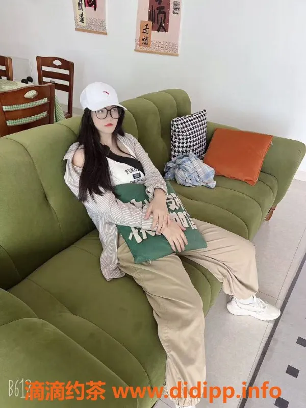 惠州楼凤-惠阳淡水糖糖，22岁靓妹身高162，服务多样