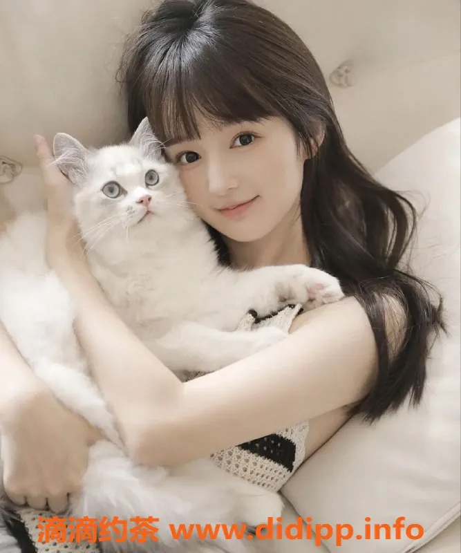 常州外围资源信息,常州山茶花，88斤素颜JK妹子等你来撩