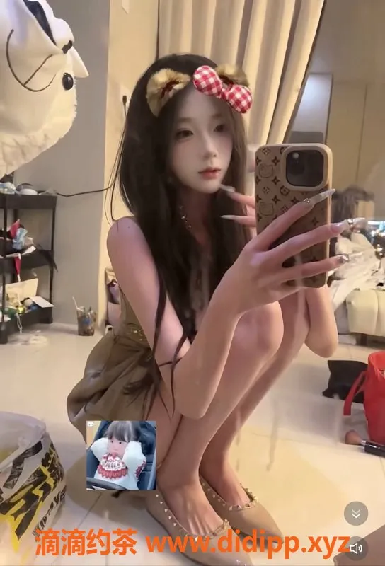 常州楼凤-常州萱萱，21岁168cm，乐享无套路服务