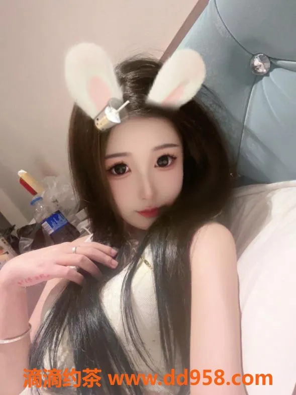 无锡楼凤-无锡嫩妹萧喃喃，22岁165身高C杯