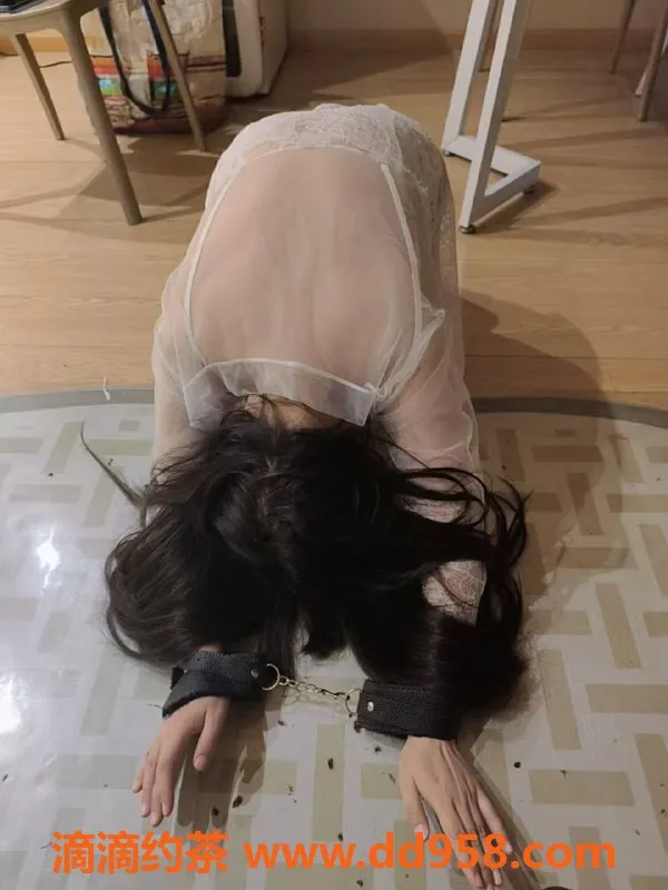 温州楼凤资源信息,温州娇娇，6/P三通SM女友，尽享激情体验