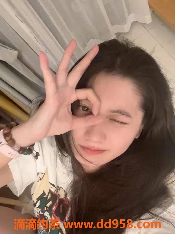 常州楼凤-常州兰儿，26岁，165cm，102斤，600元起