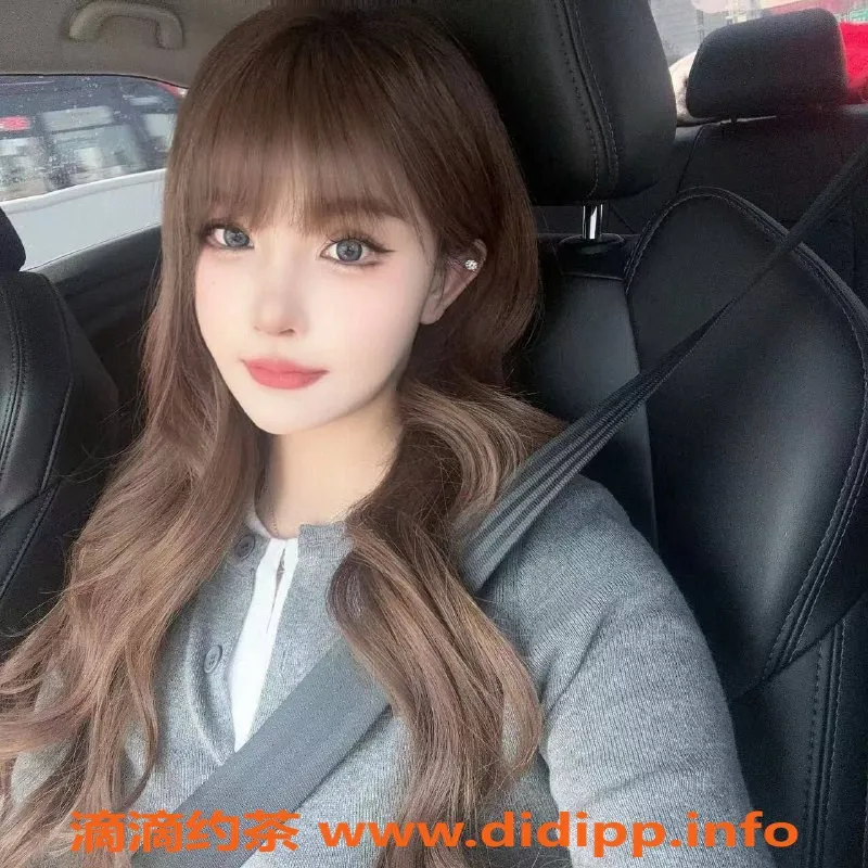 成都楼凤-高新区御姐Emma，6p 9pp，优质服务等你来体验