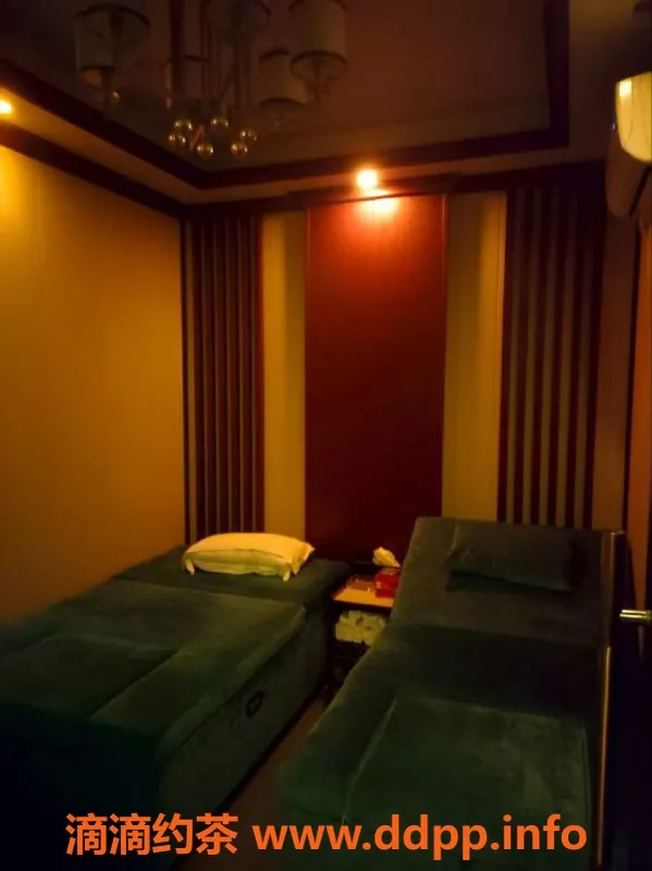 中山楼凤资源信息,珠海19岁六六，C胸魅力无穷，服务超赞