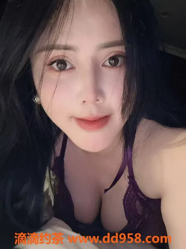 中山楼凤-珠海雪儿，28岁36D胸器，尽享500 P服务