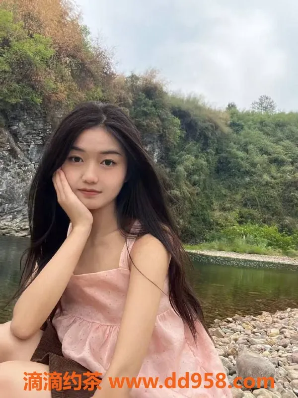 惠州楼凤资源信息,霖霖 24岁 166cm 大亚湾 制服丝袜服务只需600p