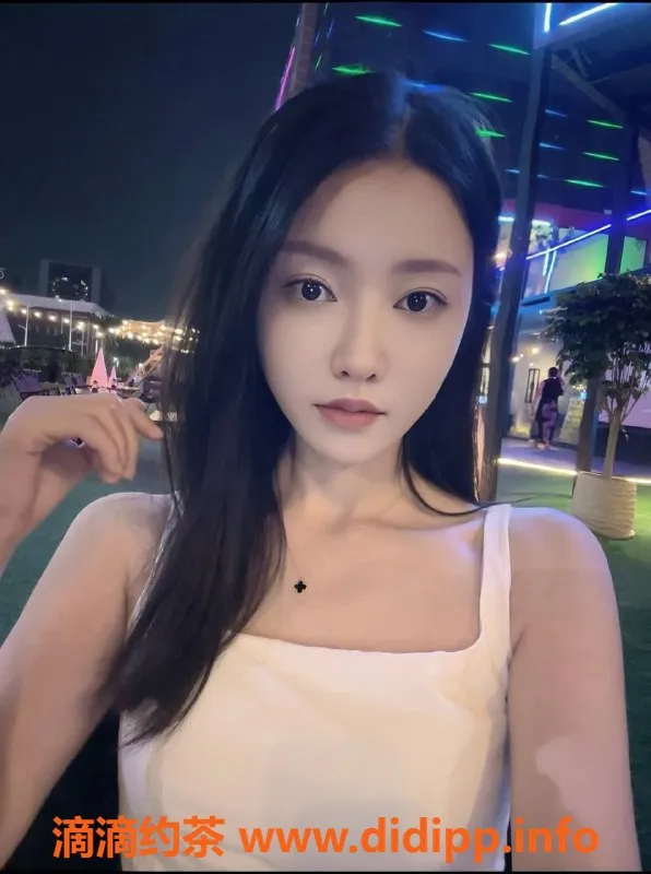 广州楼凤-白云金沙洲嫩妹玉涵，800元起享服务