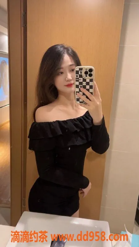 惠州楼凤-大亚湾橙子，26岁，167cm，100斤，服务多样