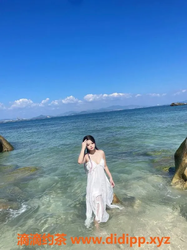 兰州楼凤-兰州多多，19岁51斤，黑丝情趣服务