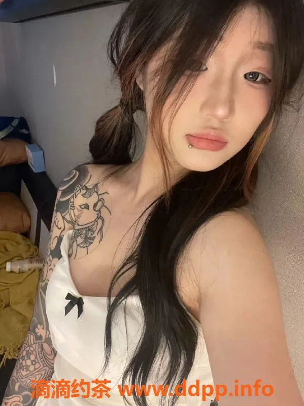 成都楼凤-成都小明，158cm匀称嫩妹，500元体验服务