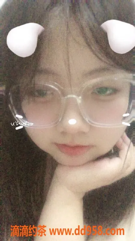 常州楼凤资源信息,常州小欧：157身高、60公斤胸C嫩妹三件套