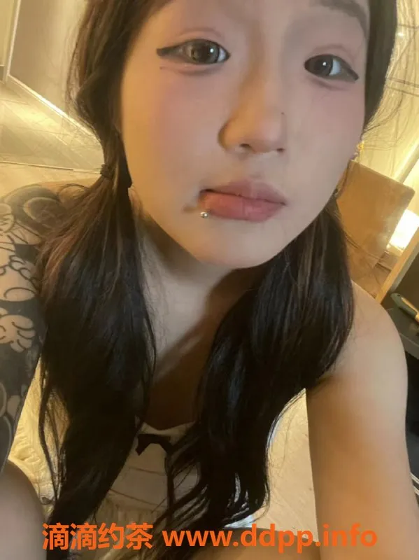 成都楼凤资源信息,成都小明，158cm匀称嫩妹，500元体验服务