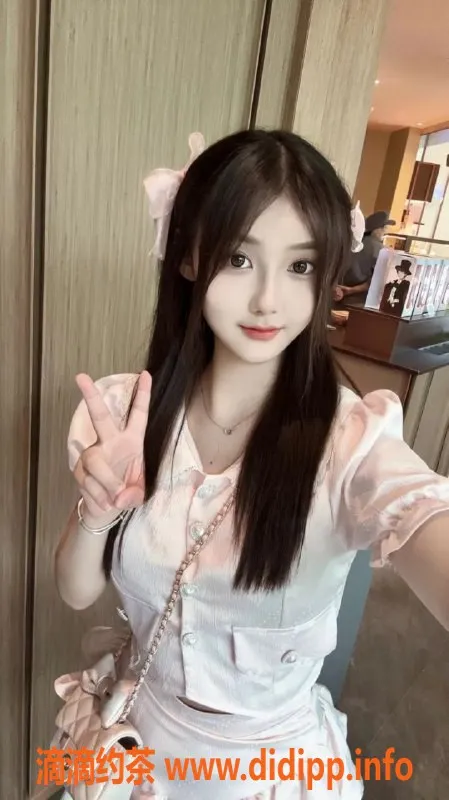 东莞楼凤资源信息,东莞依依老师，年轻白嫩，服务态度超好