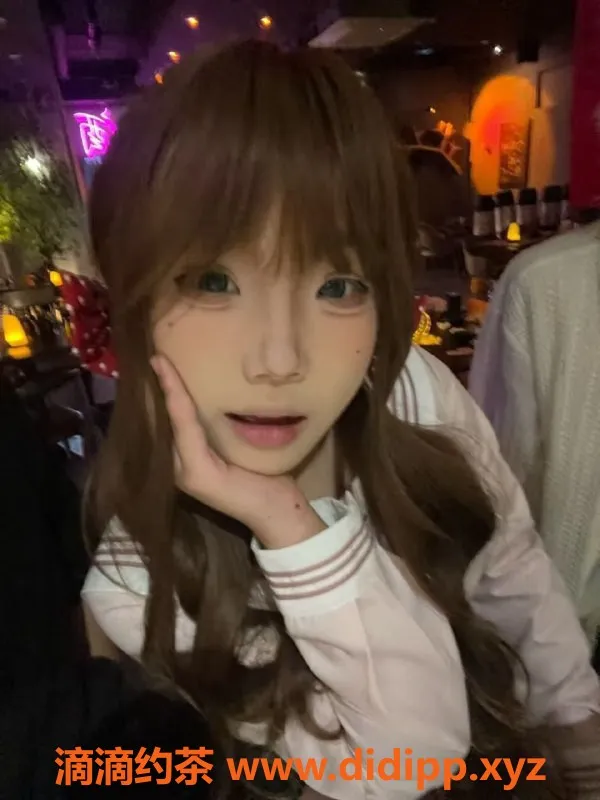 常州楼凤-常州旭兰，19岁160cm，胸围B，800元起