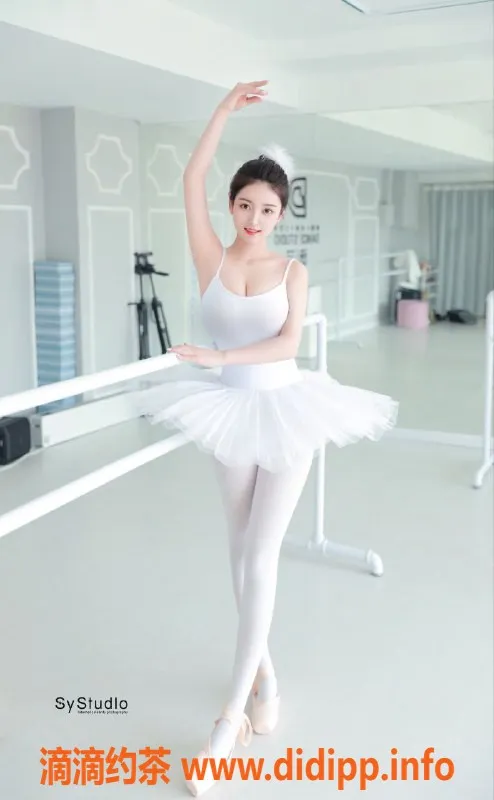 天津楼凤-和平区甜甜，1300p的极致体验