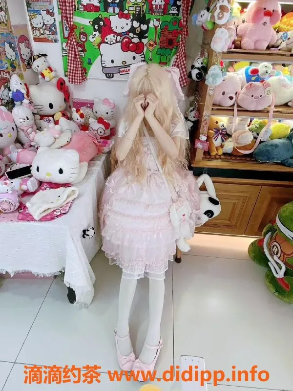 常州楼凤-常州洛洛，20岁，身高162，88斤，600元服务