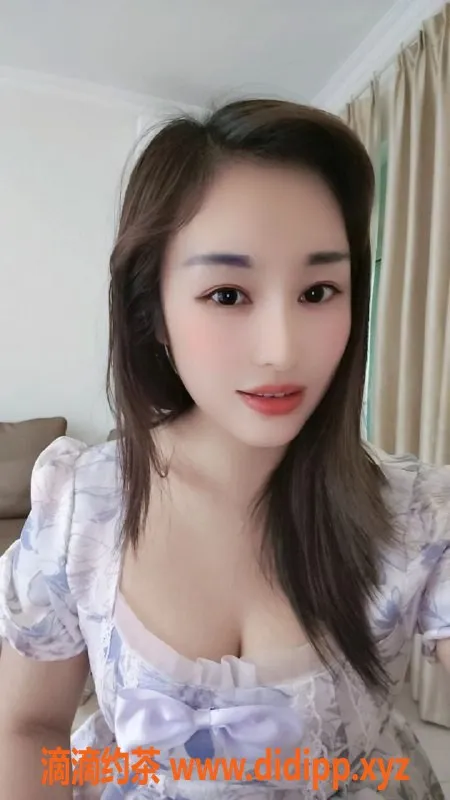 深圳楼凤-龙华区优优老师，38C大胸，600P开启激情体验