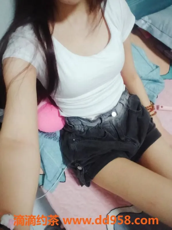 常州楼凤资源信息,常州青柠，20岁170身高，服务优质