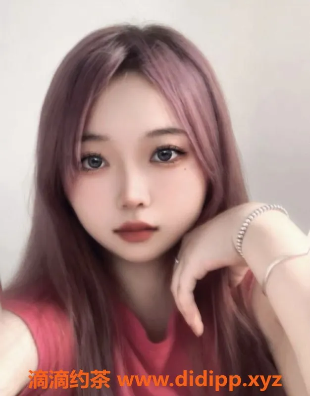 成都楼凤-上成国际多多，制服诱惑静待你的到来