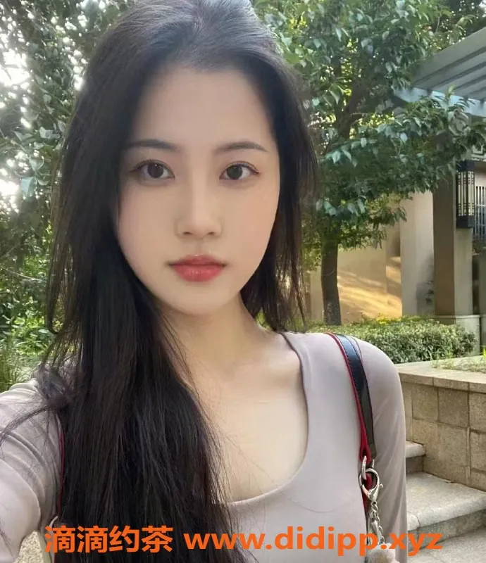 常州楼凤-常州朵朵，23岁166cm，优质服务800P起