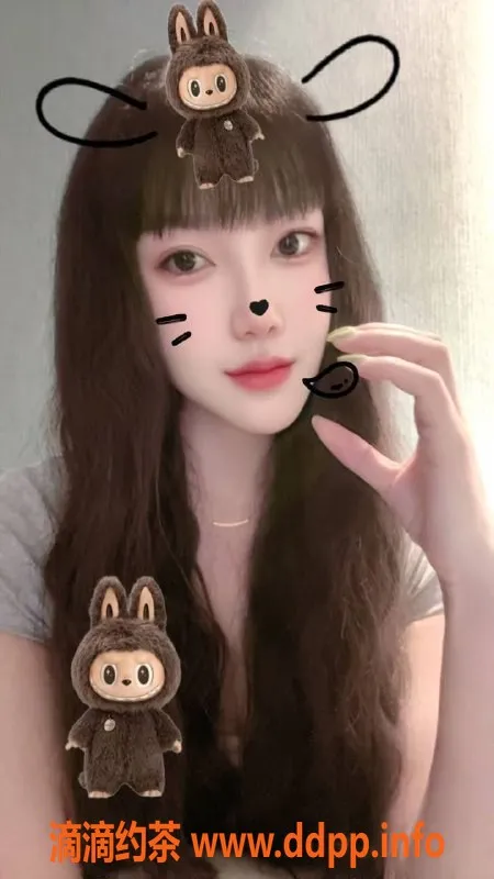 湛江楼凤-玫瑰：优雅美女，身高165，胸围90，价格公道