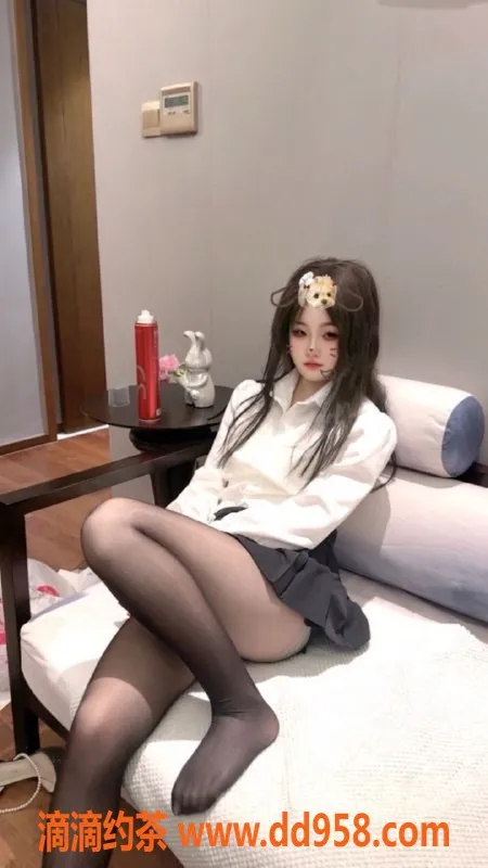 常州楼凤-安娜-20岁常州精致服务，身高162， 600P超值体验