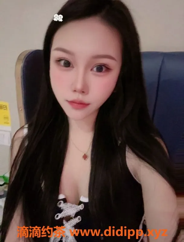 常州楼凤-常州柠檬，22岁166高C罩杯，800元起