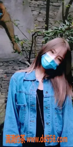 无锡楼凤资源信息,03小鹿，车震外出陪玩，配合度超高