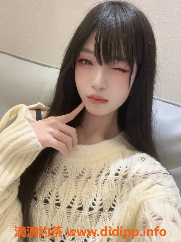 惠州楼凤-惠城区20岁茜茜，身高155cm，轻盈39kg