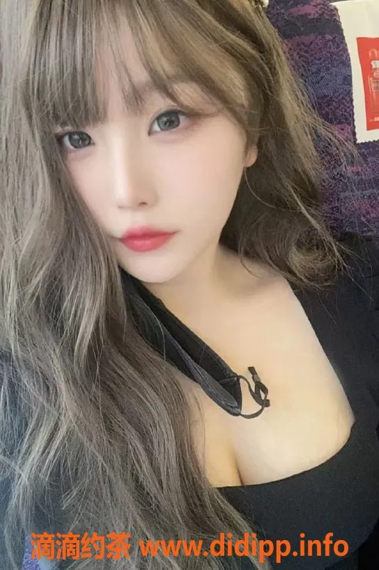 常州楼凤资源信息,武进兼职大胸嫩妹，身高162，课费600起