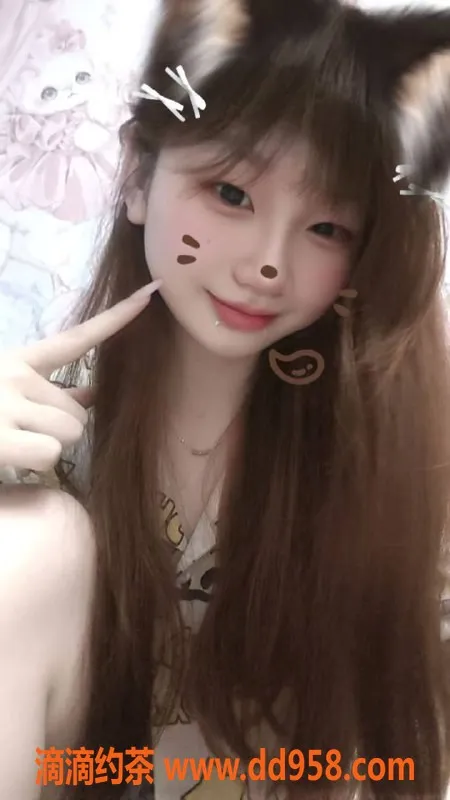 常州楼凤-常州钟楼区木木，20岁，166身高，性价比高