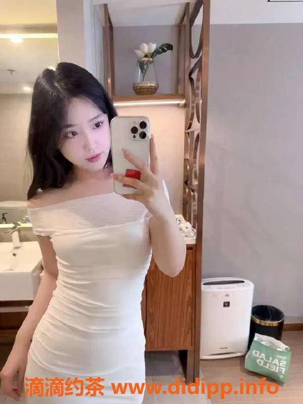 常州外围资源信息,常州山茶花，175高挑C罩杯，02年清纯可御姐