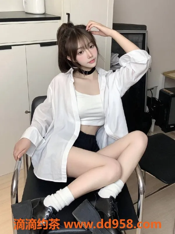 南通楼凤资源信息,南通小爱同学，165，90斤，C罩杯，服务热情