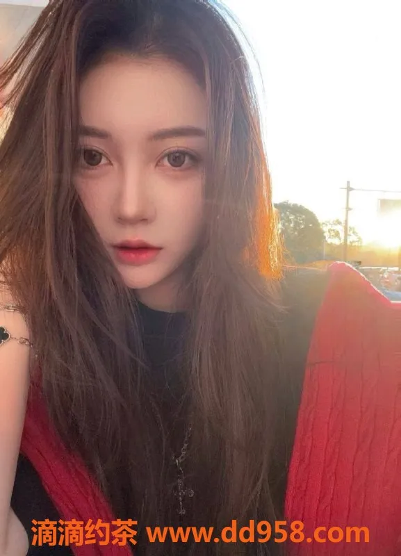 绍兴楼凤-慈溪23岁技师皮皮，身高167，99斤，36C胸围