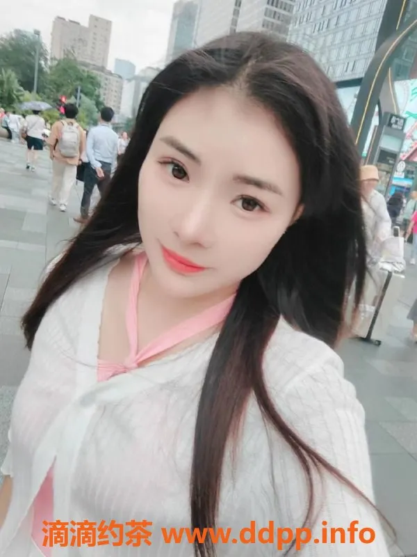 成都楼凤-锦江区少妇车欣儿，超值4p无限火力服务