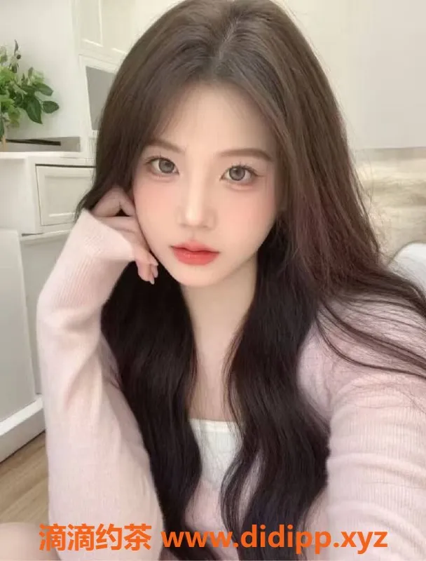 常州外围-山茶花外围小纯，168cm清纯新人