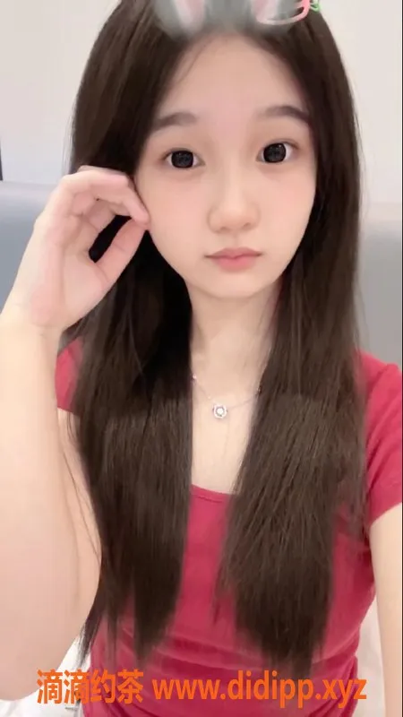 湛江楼凤-湛江嘉嘉，19岁162cm，47kg，陪洗服务