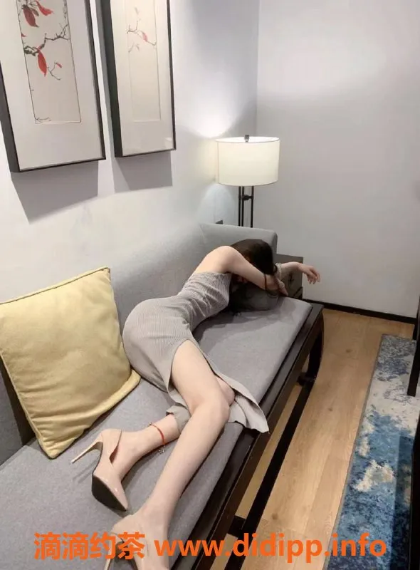 惠州楼凤-惠城区彤彤，24岁，165cm，45kg，700p起