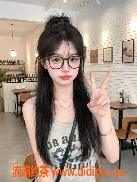 无锡楼凤-无锡小月牙，身高167，92斤，四年级小姐