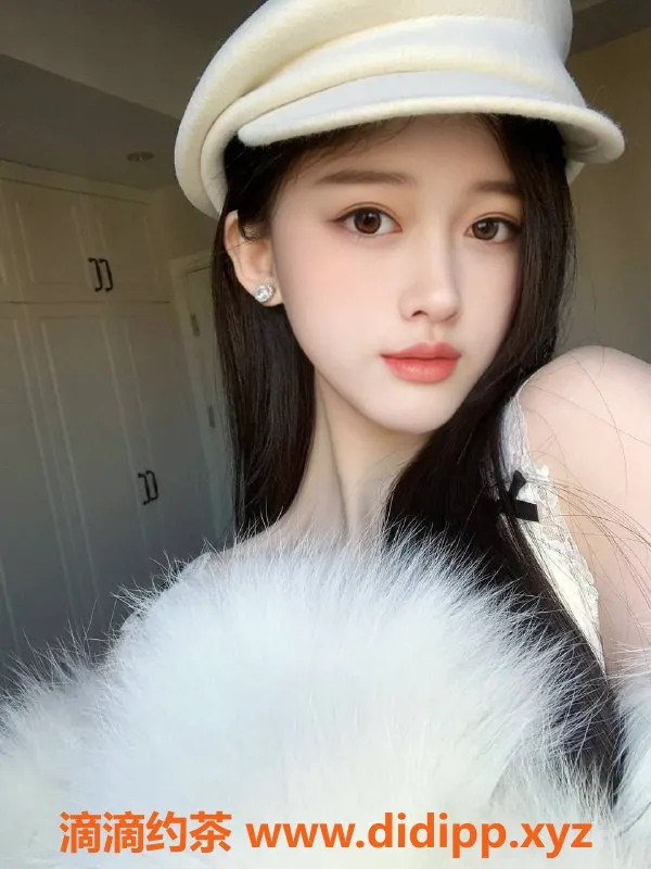 常州外围-常州外围山茶花，175cm清纯可人