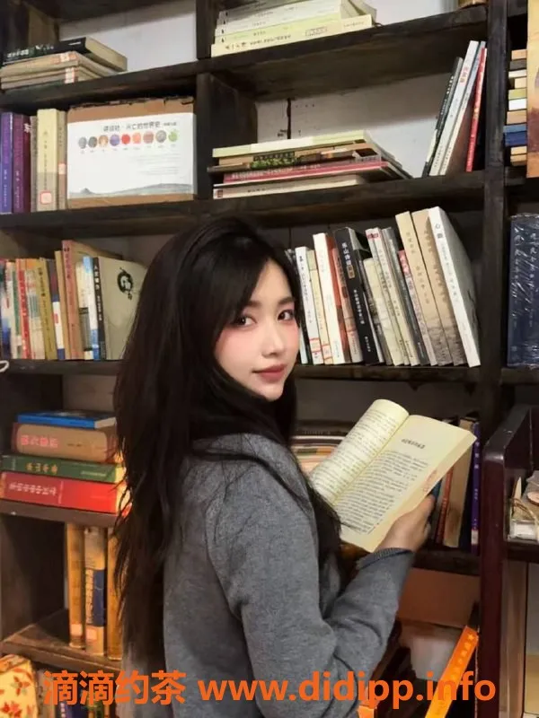 常州楼凤-常州媛媛，22岁，160高，97重，600P起