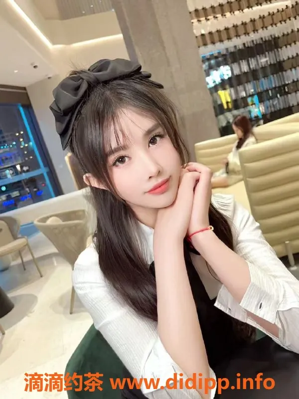 常州楼凤-武进糖糖，163cm嫩妹丨陪浴、口调情服务